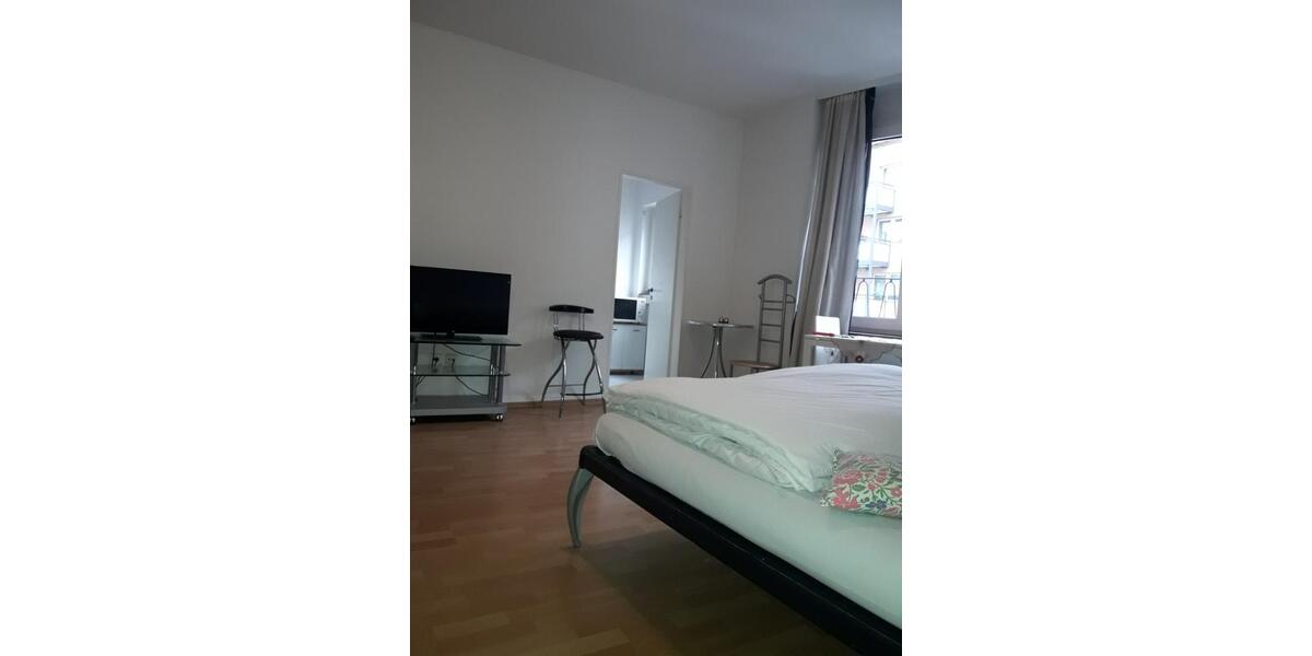 Etagenwohnung Frankfurt am Main Nordend West - 1 Zimmer, 35 m&sup2;, 1.050&euro; | Angebot:25353154