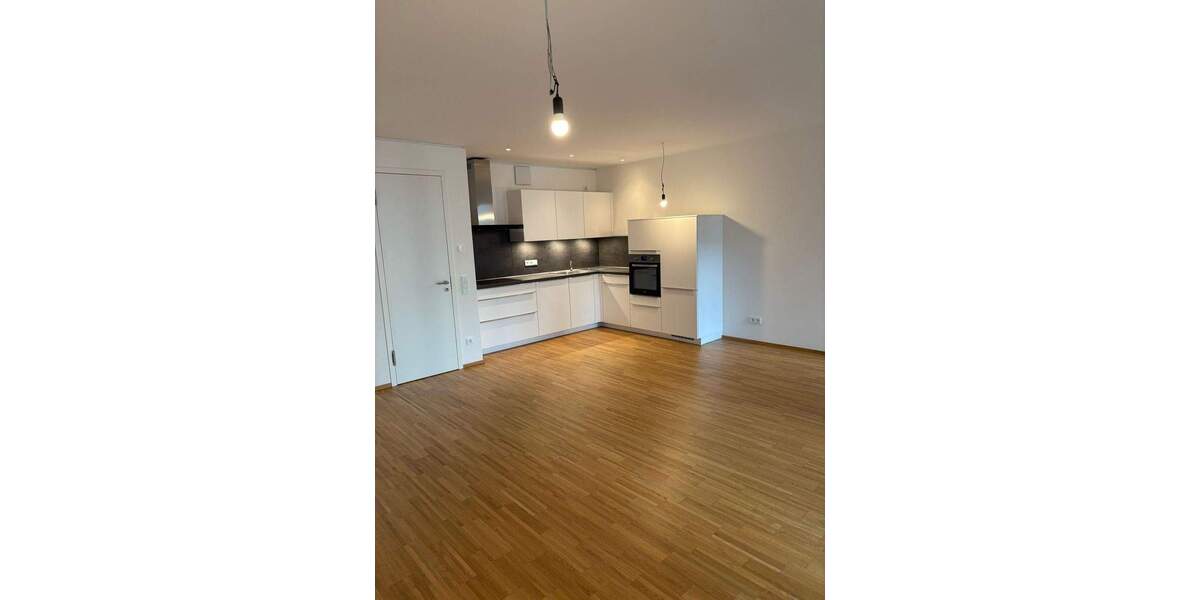 Etagenwohnung Offenbach am Main Hafen - 2 Zimmer, 71 m&sup2;, 1.335&euro; | Angebot:24286067