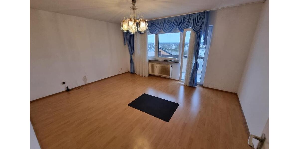 Etagenwohnung Babenhausen - 4.5 Zimmer, 126 m&sup2;, 1.550&euro; | Angebot:24707371