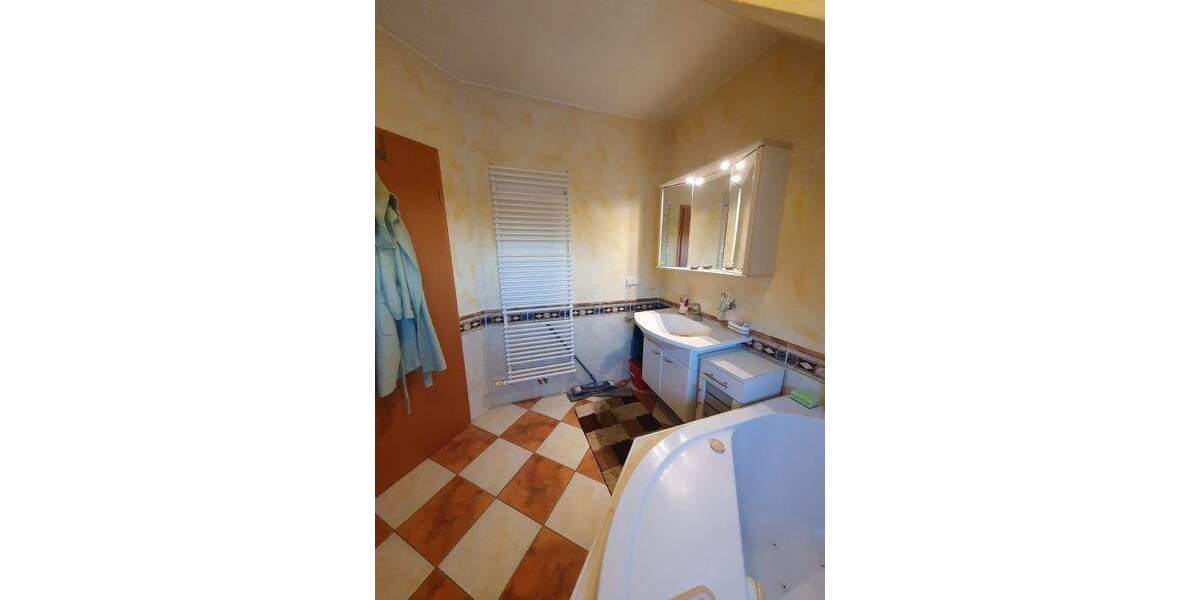 Etagenwohnung Bürstadt - 4 Zimmer, 89 m&sup2;, 283.000&euro; | Angebot:21780653