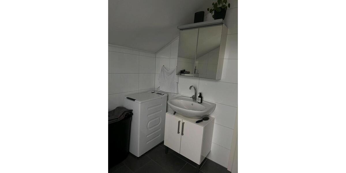 Dachgeschoßwohnung Groß-Bieberau Bieberau - 2.5 Zimmer, 70 m&sup2;, 800&euro; | Angebot:26351479