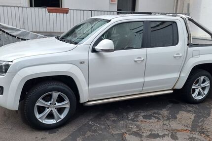 VW Amarok 260.000 km 12.500 € Frankfurt am Main 65936
