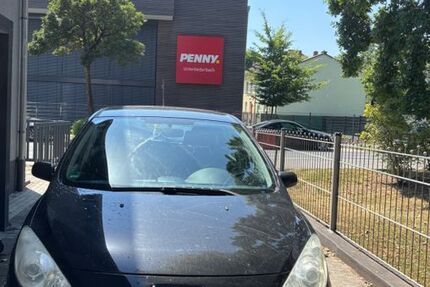 Peugeot 307 139.500 km 1.250 &euro; Frankfurt am main 65929