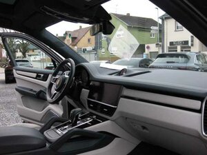 Porsche Cayenne Plug-In-Hybrid dt.Fzg.Top Ausst. 123.000 km 53.999 &euro; Biebesheim 64584