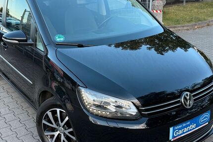 VW Touran 204.551 km 10.390 € Offenbach 63071