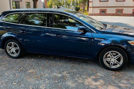 Ford Mondeo 204.000 km 4.400 &euro; Seeheim-Jugenheim 64342