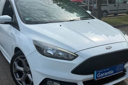 Ford Focus 74.565 km 15.400 &euro; Offenbach 63071