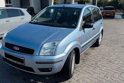 Ford Fusion 133.000 km 4.599 € Frankfurt 60433