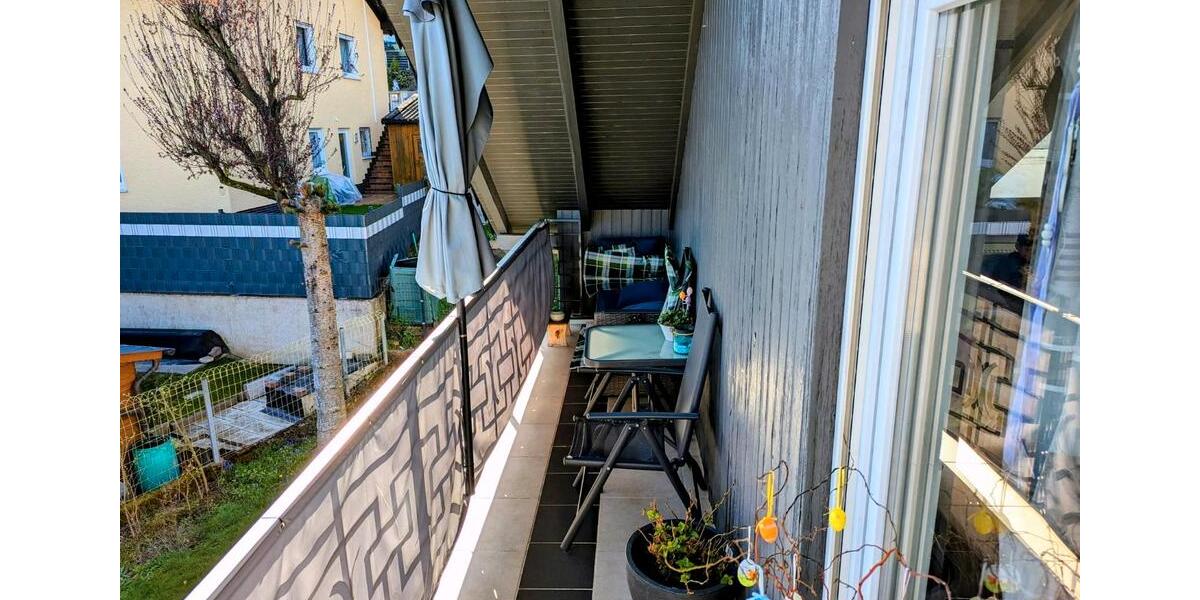 Dachgeschoßwohnung Höchst im Odenwald - 5 Zimmer, 100 m&sup2;, 1.350&euro; | Angebot:26396321
