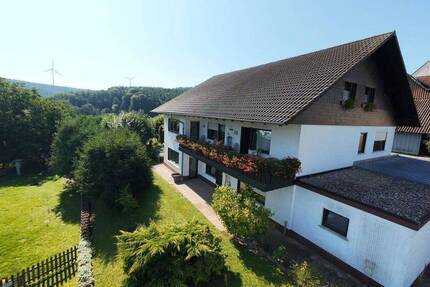 Wohnen, wo der Wald dein Nachbar ist - Traumhaus mit PV im Odenwald