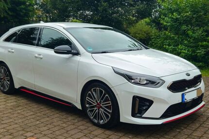 Kia pro ceed / ProCeed 98.600 km 17.400 &euro; Babenhausen 64832