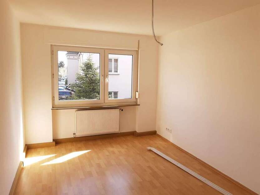 Wohnung zum Mieten in Rodgau-Weiskirchen 700 € 67.6 m²