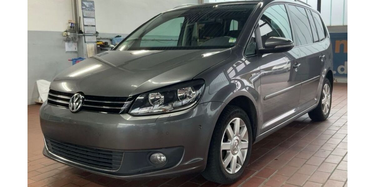 VW Touran 208.000 km 8.890 &euro; Schaafheim 64850