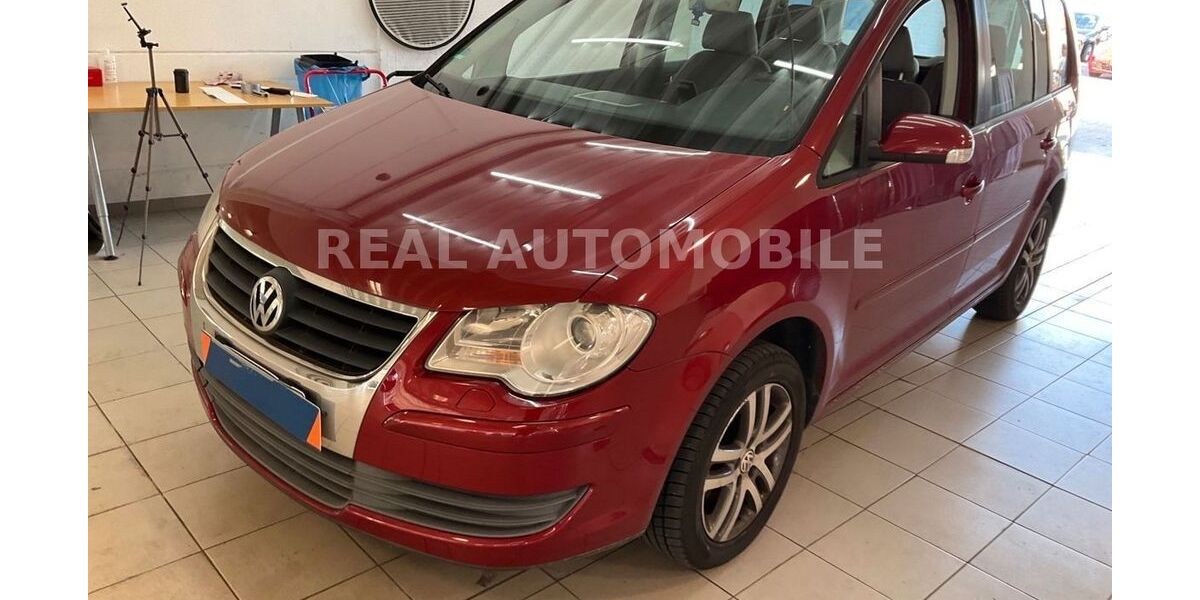 VW Touran 162.000 km 6.499 &euro; Frankfurt am Main 65933