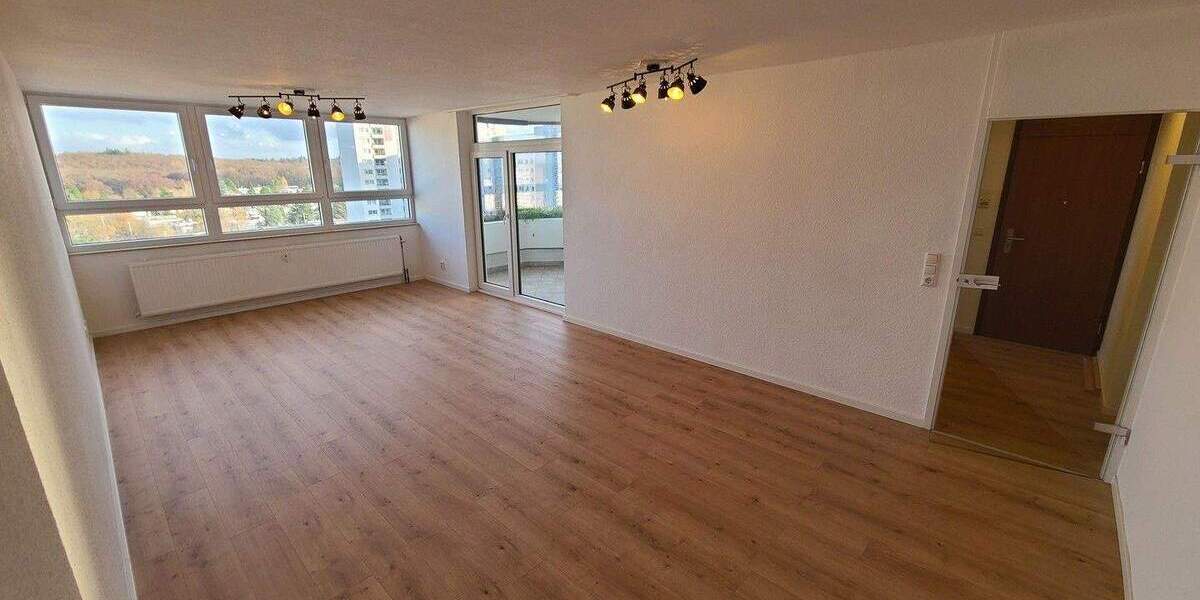 2,5-Zi.-Wohnung mit Einbauküche, Bad, Balkon und Tiefgaragenplatz (Darmstadt) 2 zimmer