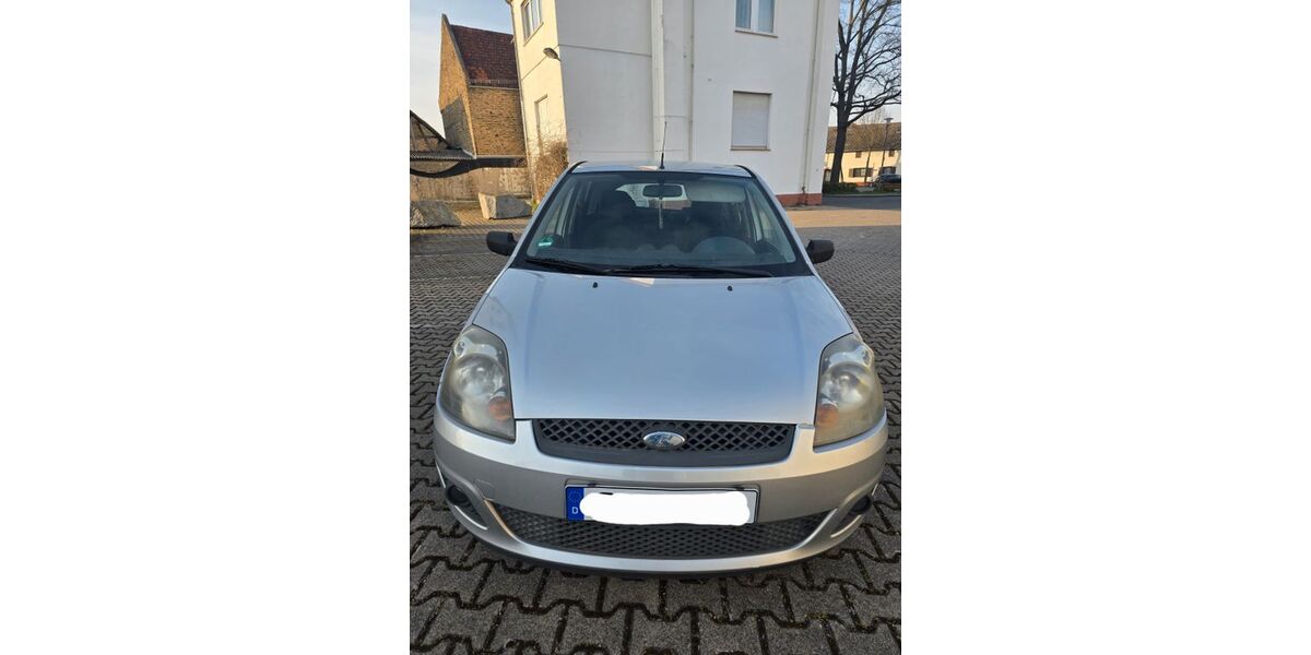 Ford Fiesta 203.000 km 790 &euro; Riedstadt 64560