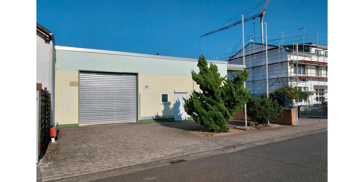 Mehrzweckhalle inkl. Büro, WcDusche, Küche bisher Einzelhandel zimmer