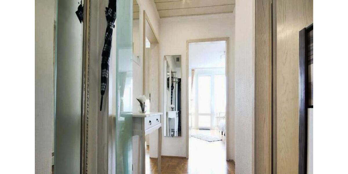 Etagenwohnung Offenbach am Main Hafen - 2 Zimmer, 70 m&sup2;, 860&euro; | Angebot:25382837