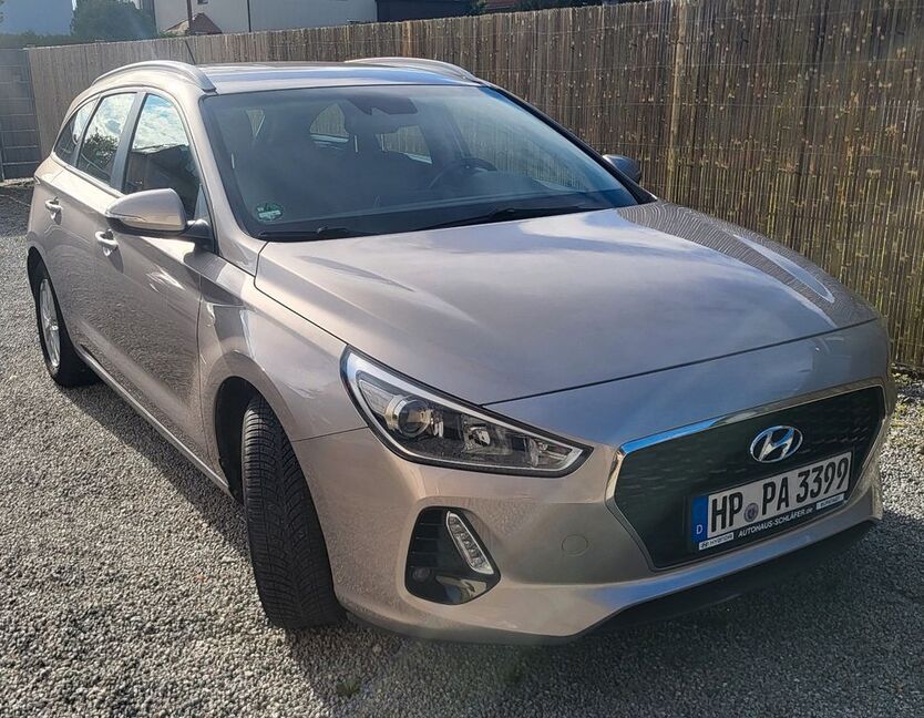 i30