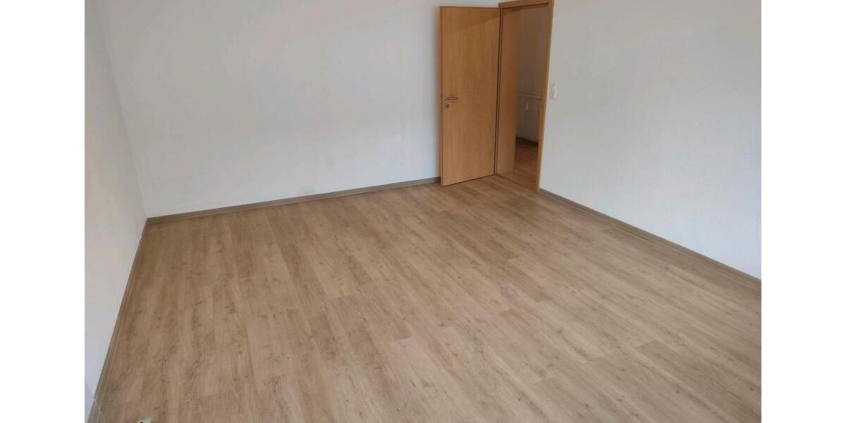 Etagenwohnung Mühltal - 3 Zimmer, 80 m&sup2;, 950&euro; | Angebot:25354951