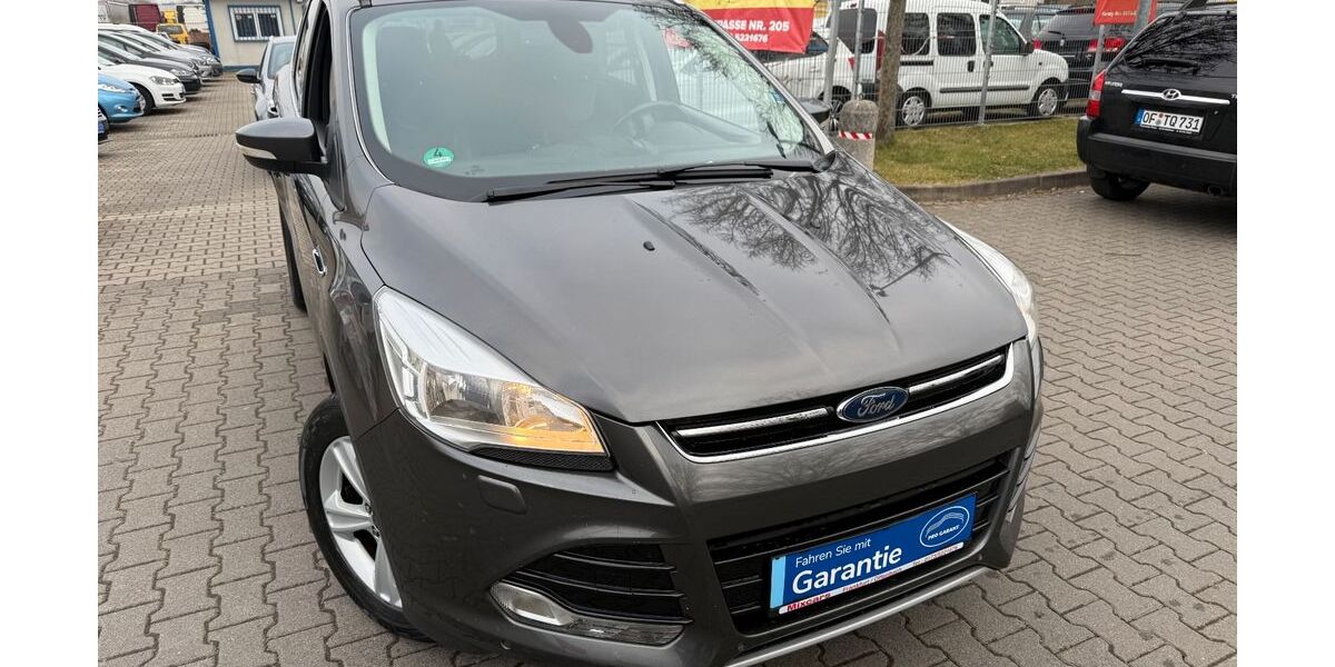 Ford Kuga 164.851 km 9.850 &euro; Offenbach 63071