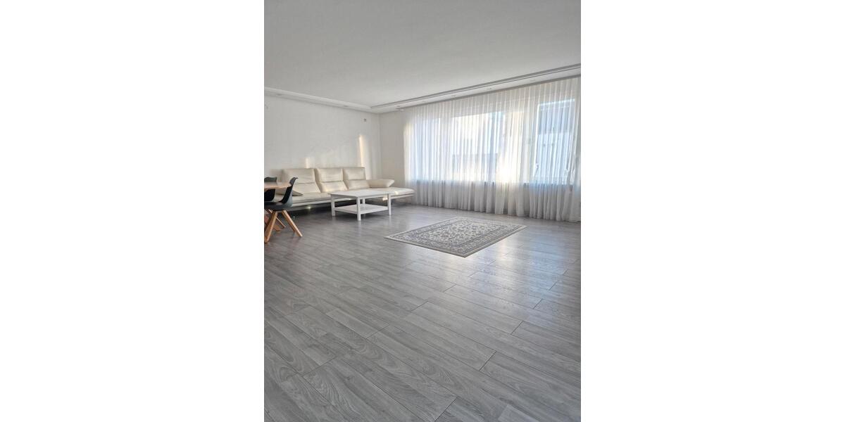 Erdgeschoßwohnung Bischofsheim - 4.5 Zimmer, 143 m&sup2;, 1.790&euro; | Angebot:26221976