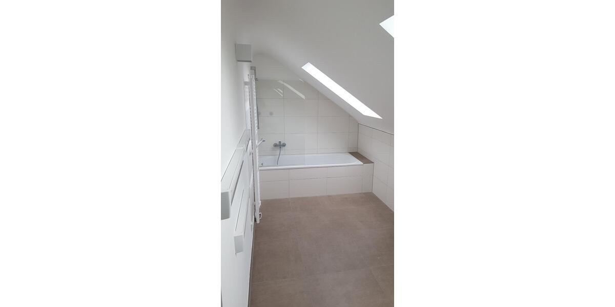 Dachgeschoßwohnung Mainz Ebersheim - 2 Zimmer, 50 m&sup2;, 699&euro; | Angebot:25431715