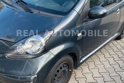 Toyota Aygo (X) 82.000 km 3.499 &euro; Frankfurt am Main 65933