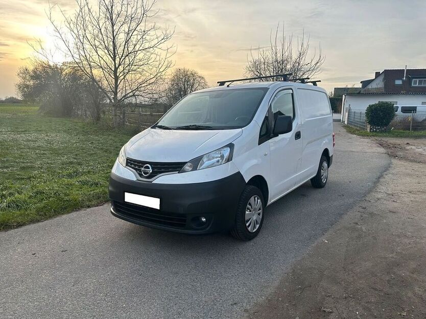 NV200