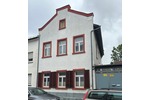 Stadthaus in Frankfurt-Fechenheim mit 2 Wohnungen zum Verkauf angeboten 5 zimmer
