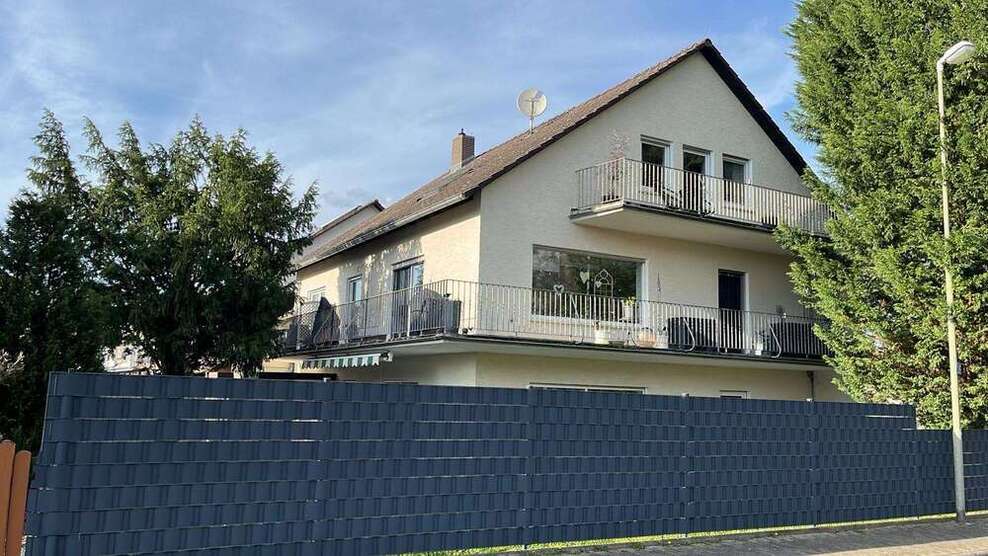 Haus zum Kaufen in Kahl am Main 889.000 € 355 m²