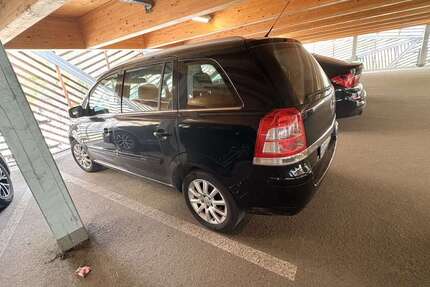 Opel Zafira 236.436 km 3.000 &euro; raunheim 65479