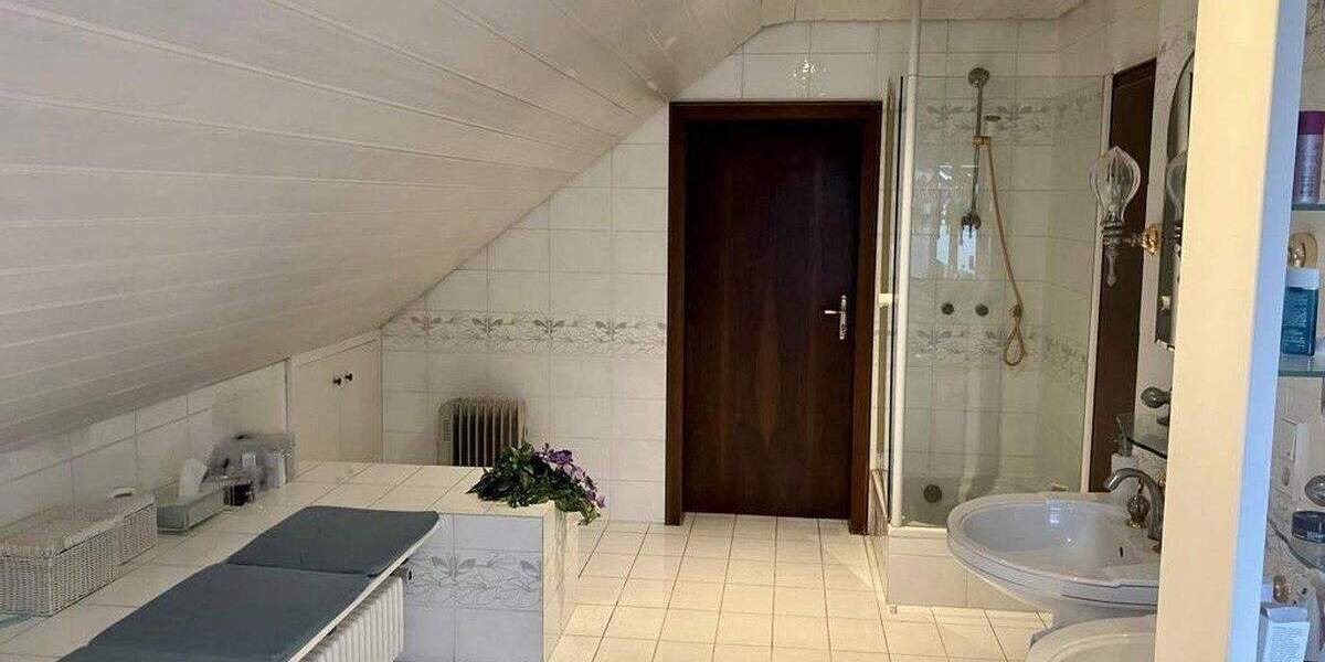 Einfamilienhaus Seeheim - 1 Zimmer, 330 m&sup2;, 998.000&euro; | Angebot:25921273