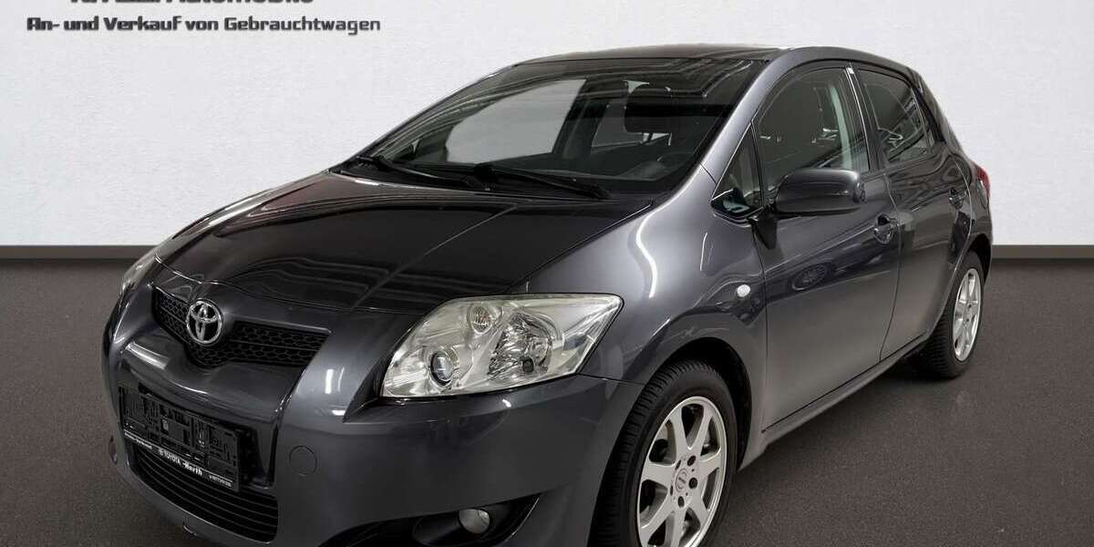 Toyota Auris 172.000 km 3.899 &euro; Frankfurt am Main 60386