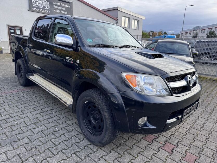 Toyota Hilux 243.000 km 13.499 € Rödermark 63322