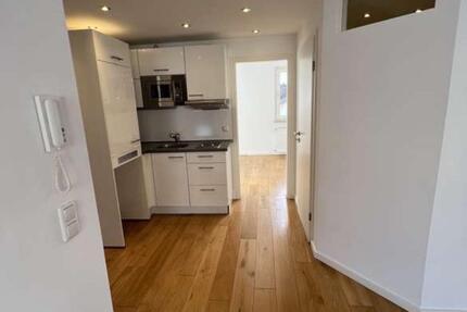 Wohnung Frankfurt am Main Sachsenhausen - 2 Zimmer, 38 m&sup2;, 1.390&euro; | Angebot:25390230