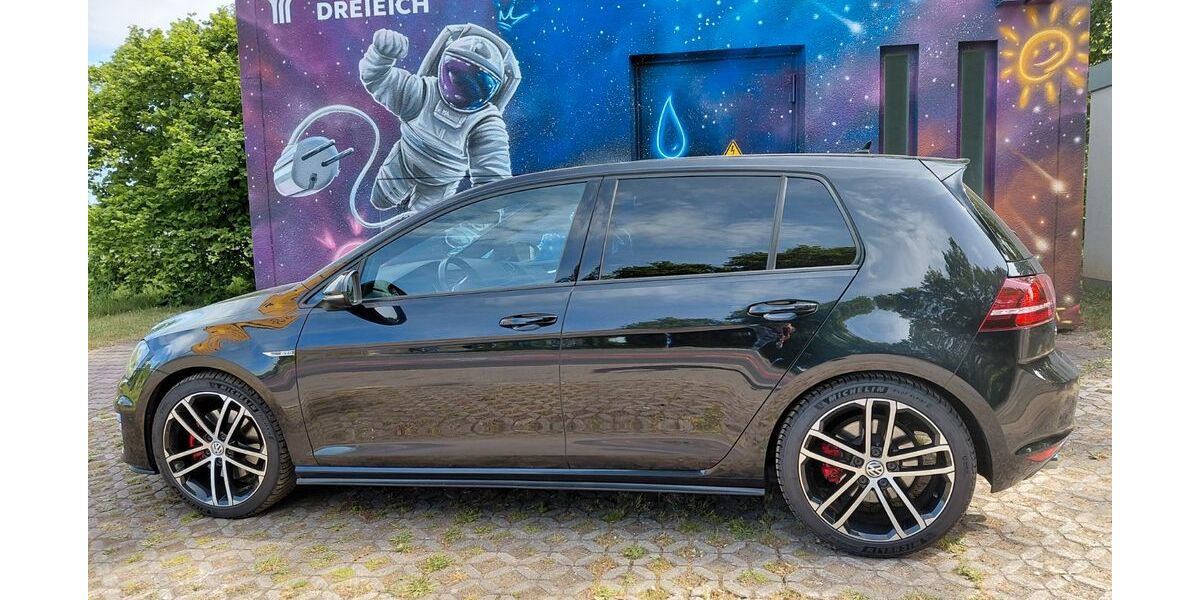 VW Golf 114.850 km 17.450 &euro; Dreieich Sprendlingen 63303