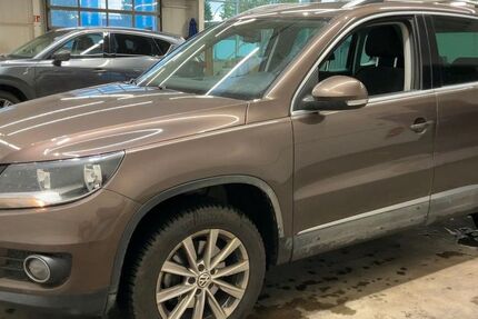 VW Tiguan 165.500 km 12.490 &euro; Frankfurt am Main 65933