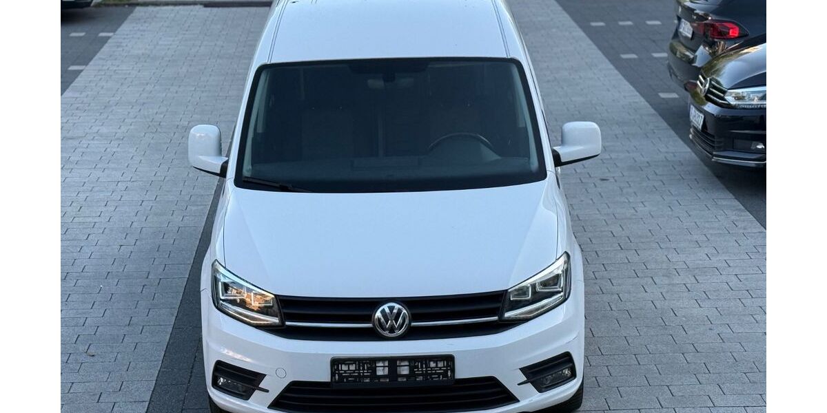 VW Caddy 141.000 km 9.890 &euro; Offenbach am Main 63069