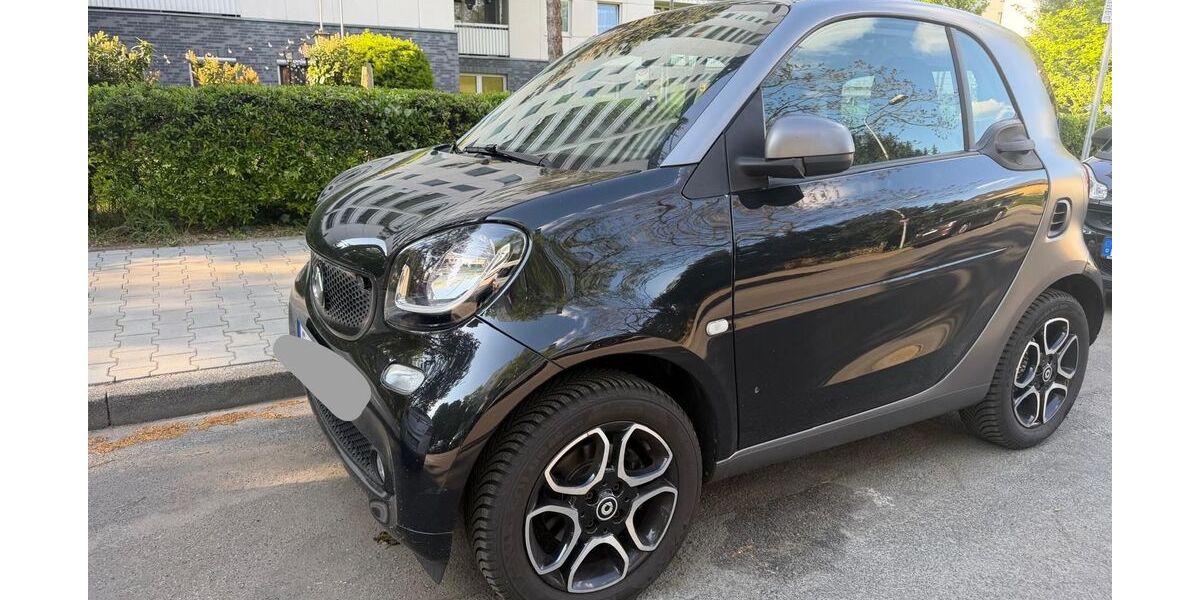 Smart ForTwo 53.000 km 12.500 &euro; Frankfurt am Main 60599