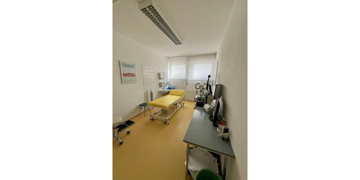 Etagenwohnung Darmstadt Eberstadt - 9 Zimmer, 203 m&sup2;, 630.000&euro; | Angebot:26319650