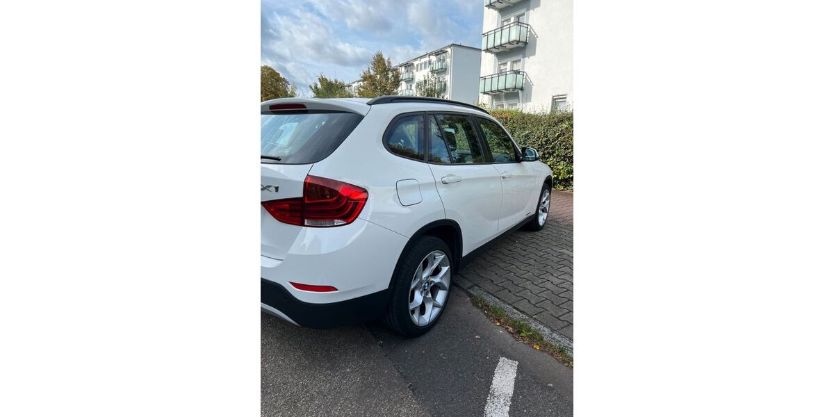 BMW X1 156.000 km 11.000 &euro; Frankfurt am Main 60488