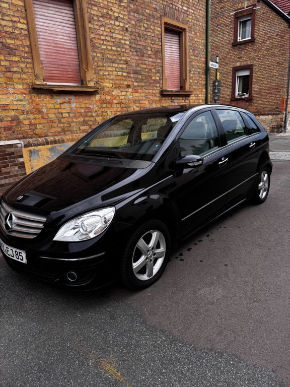 Mercedes-Benz B 180 175.000 km 4.400 € Bodenheim 55294