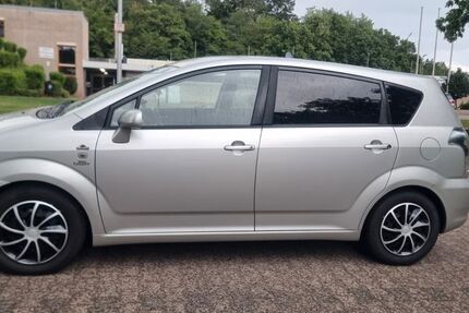 Toyota Verso 198.000 km 4.000 &euro; Roßdorf 64380