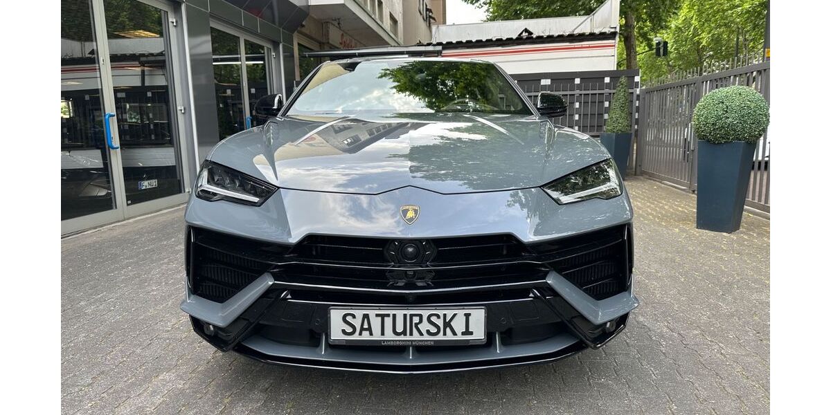 Lamborghini Urus 19.738 km 255.000 &euro; Frankfurt 60326