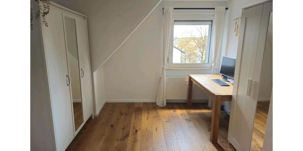 Dachgeschoßwohnung Griesheim - 3 Zimmer, 60 m&sup2;, 230.000&euro; | Angebot:26163882