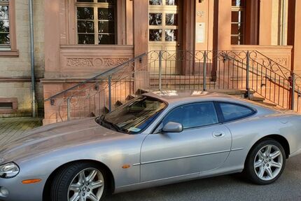 Jaguar XK8 244.000 km 9.900 &euro; Heppenheim 64646