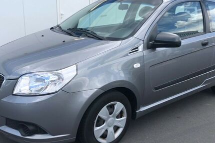 Chevrolet Aveo 111.000 km 2.999 &euro; Frankfurt am Main 60314