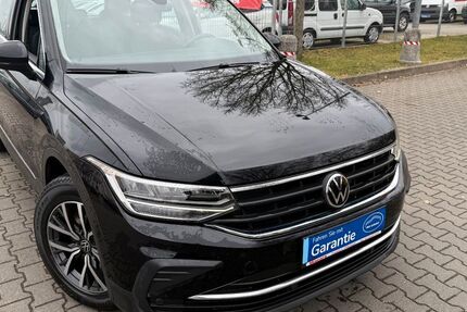 VW Tiguan 98.150 km 22.850 &euro; Offenbach 63071