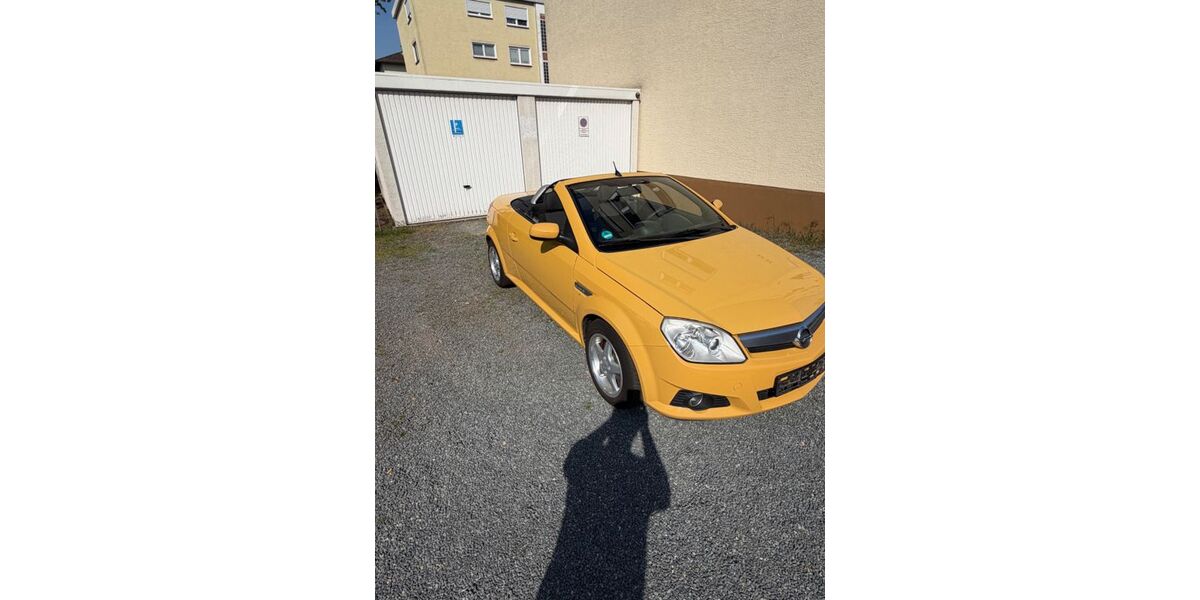 Opel Tigra 109.000 km 3.200 &euro; Griesheim 64347